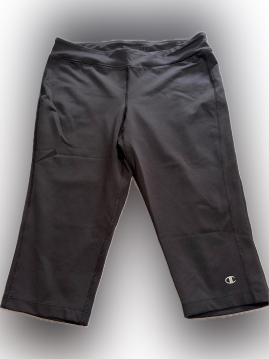 Champion Pants - Champion Black Capri Leggings